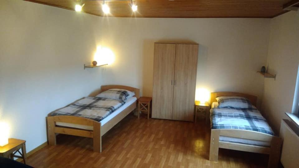"Klein Und Fein"-Monteurzimmer Pohlheim Esterno foto