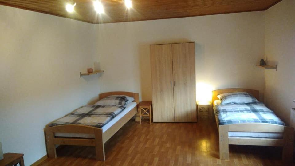 "Klein Und Fein"-Monteurzimmer Pohlheim Esterno foto