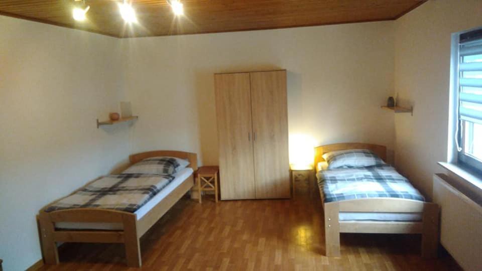 "Klein Und Fein"-Monteurzimmer Pohlheim Esterno foto