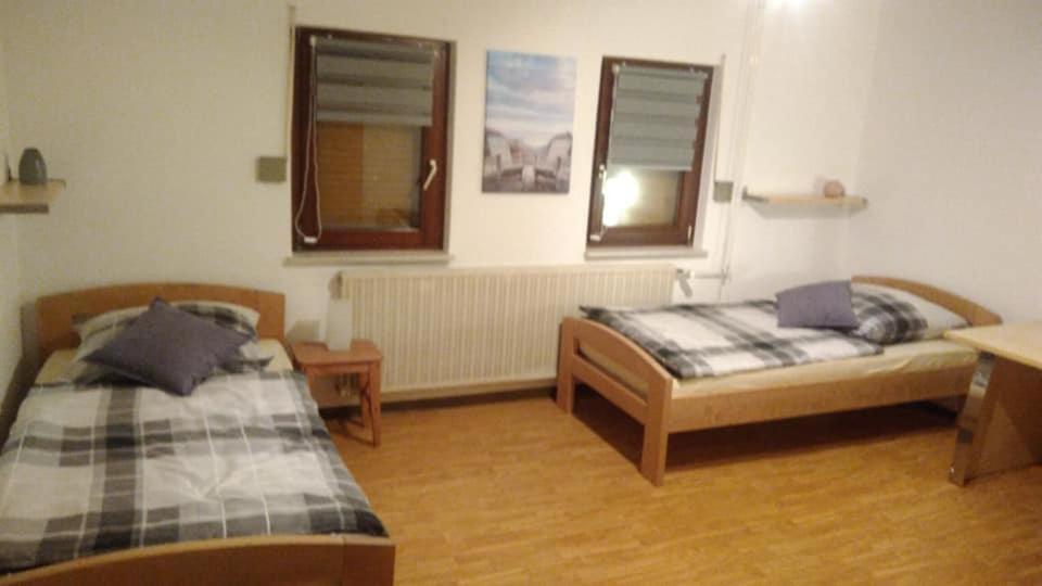"Klein Und Fein"-Monteurzimmer Pohlheim Esterno foto