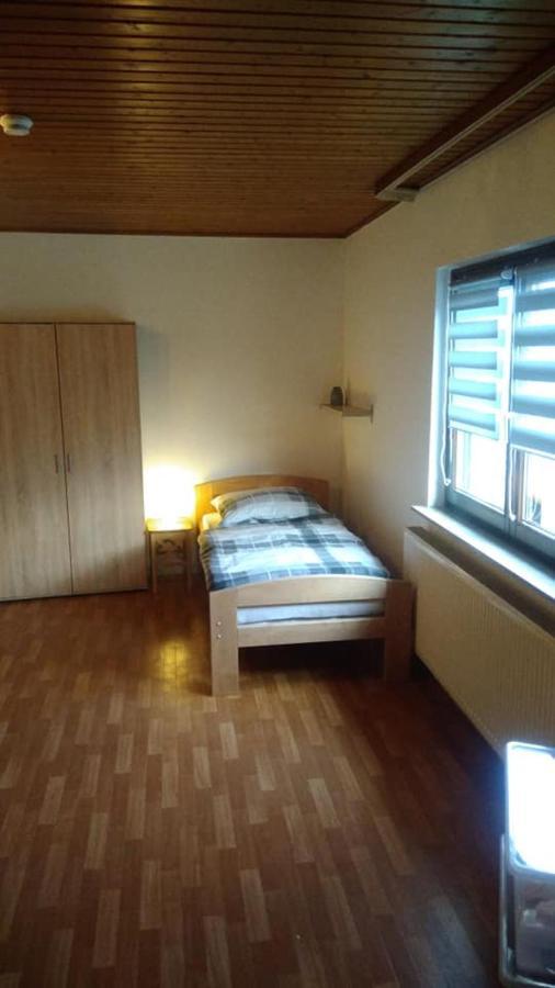 "Klein Und Fein"-Monteurzimmer Pohlheim Esterno foto