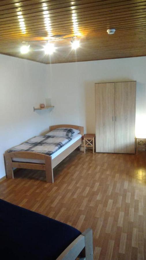 "Klein Und Fein"-Monteurzimmer Pohlheim Esterno foto
